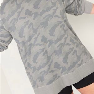 New with tags, old navy grey camo tunic long sweatshirt, XL, camouflage